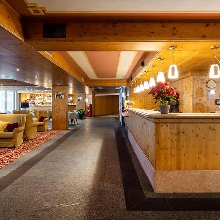 Hotel Piandineve ปัสโซเดลโตนาเล ภายนอก รูปภาพ
