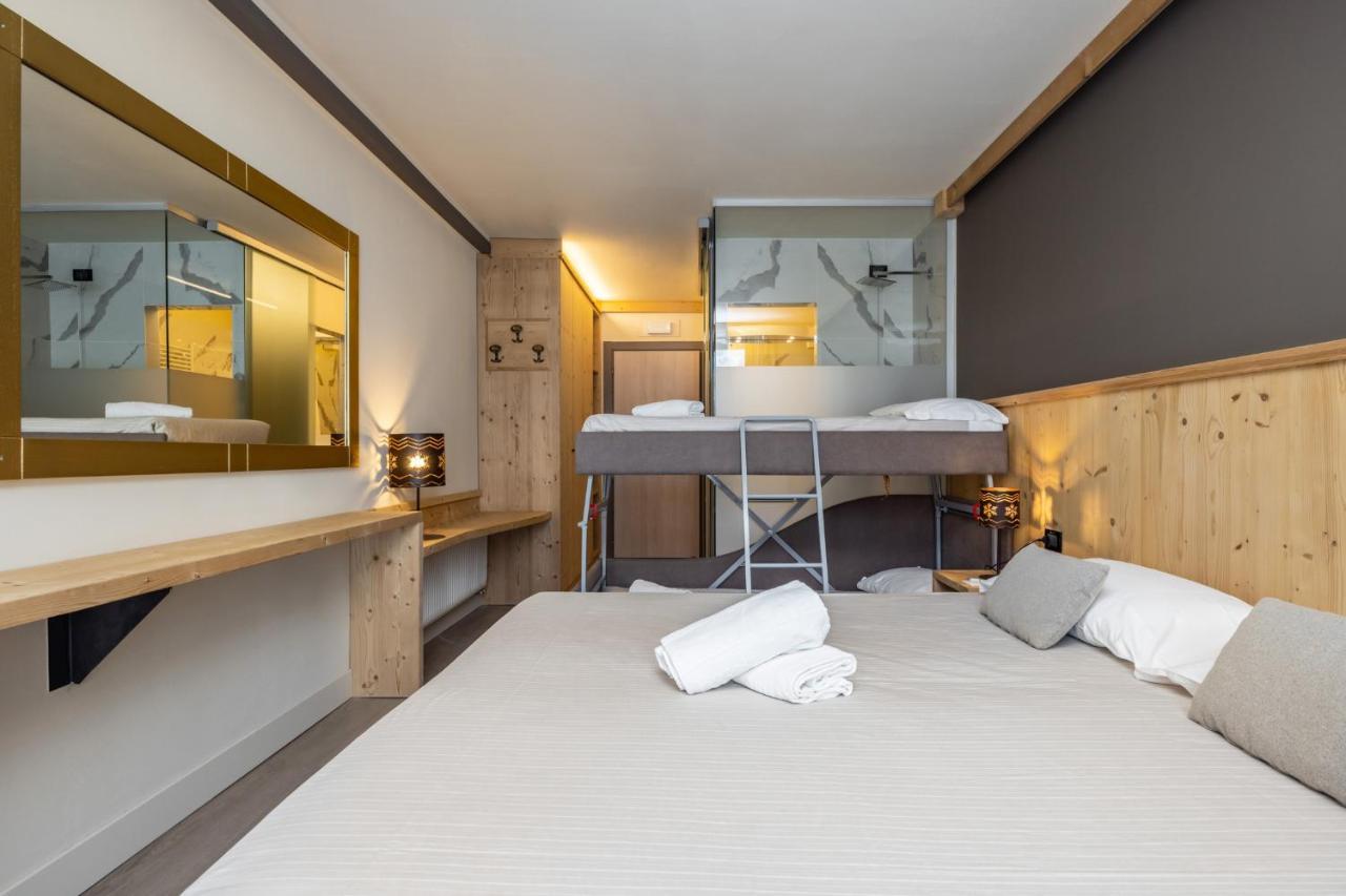 Hotel Piandineve ปัสโซเดลโตนาเล ภายนอก รูปภาพ