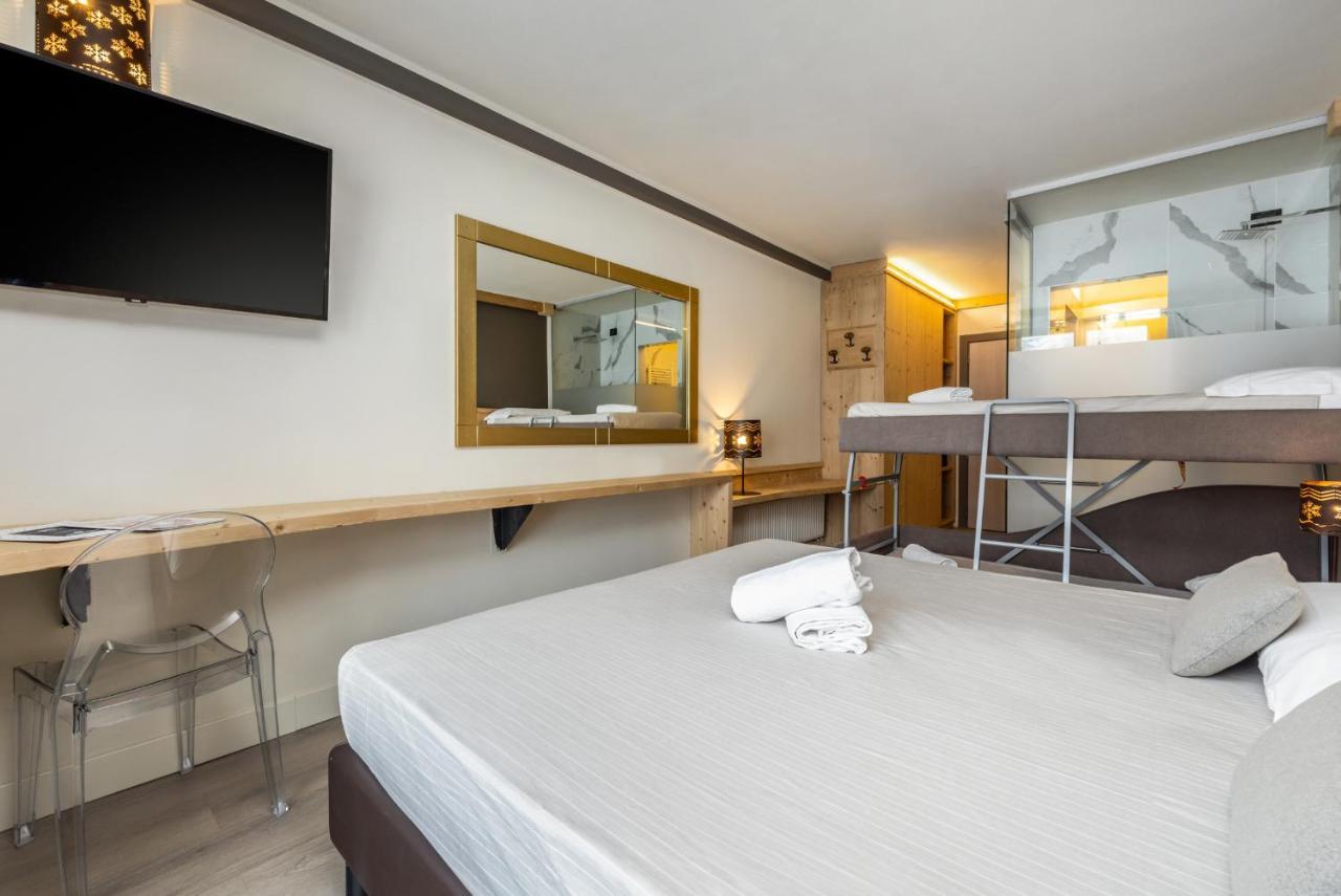 Hotel Piandineve ปัสโซเดลโตนาเล ภายนอก รูปภาพ