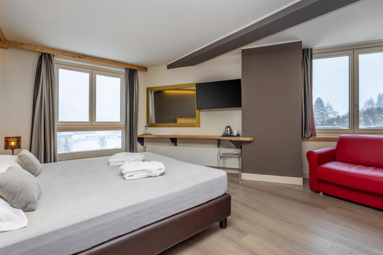 Hotel Piandineve ปัสโซเดลโตนาเล ภายนอก รูปภาพ