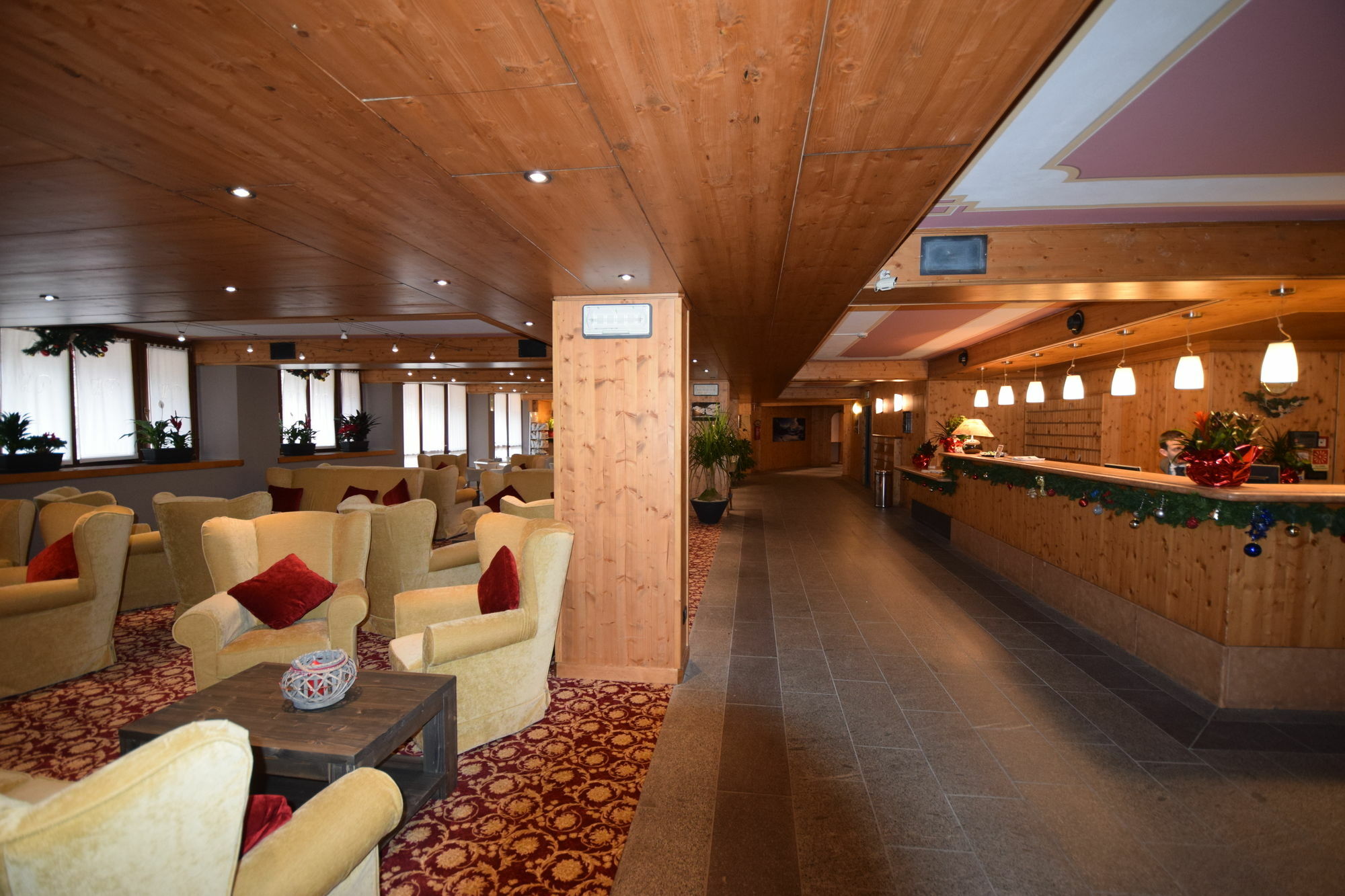 Hotel Piandineve ปัสโซเดลโตนาเล ภายนอก รูปภาพ