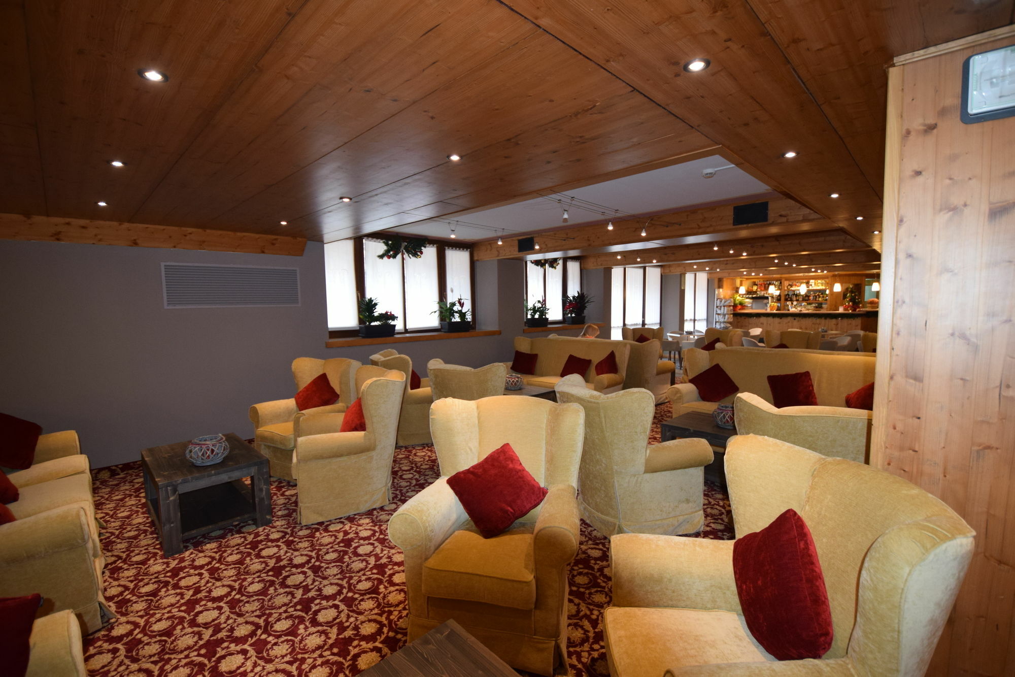 Hotel Piandineve ปัสโซเดลโตนาเล ภายนอก รูปภาพ