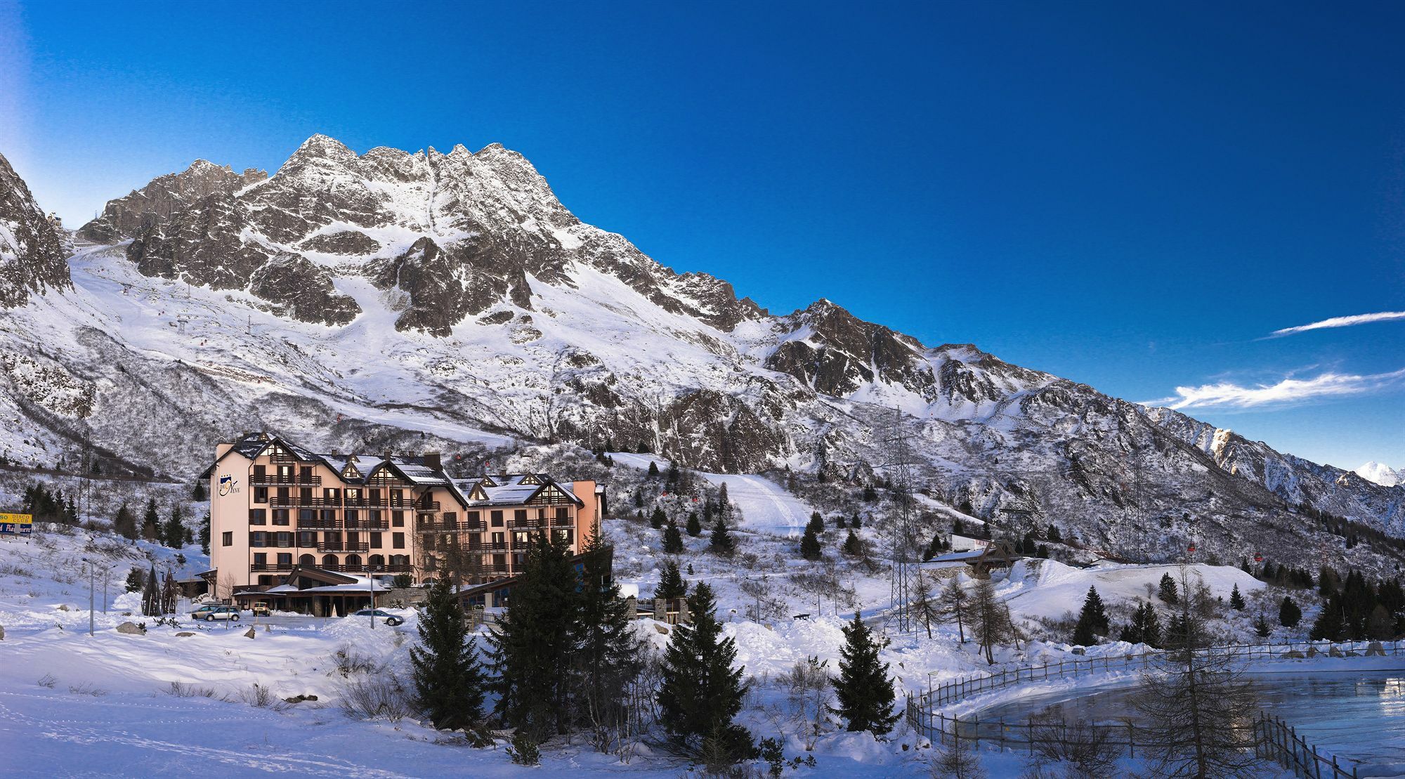 Hotel Piandineve ปัสโซเดลโตนาเล ภายนอก รูปภาพ